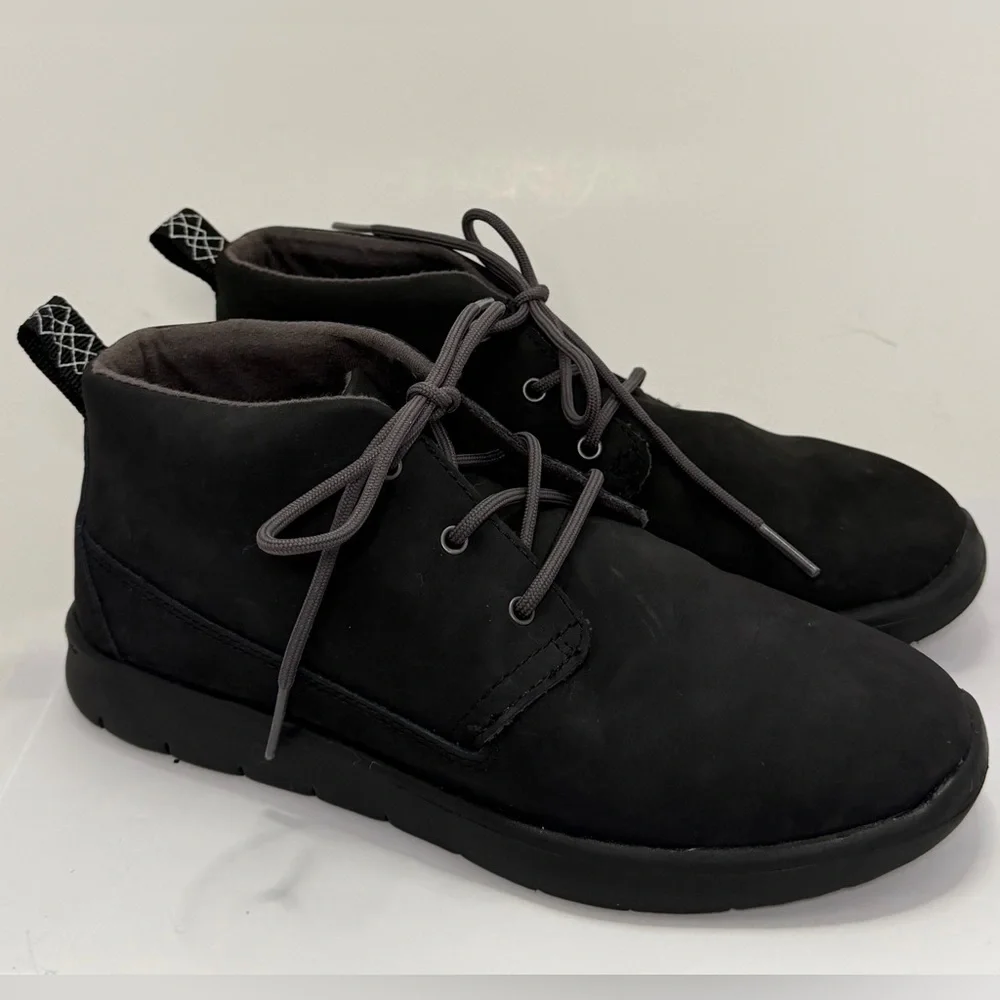 UGG Canoe Chukka Boots Black